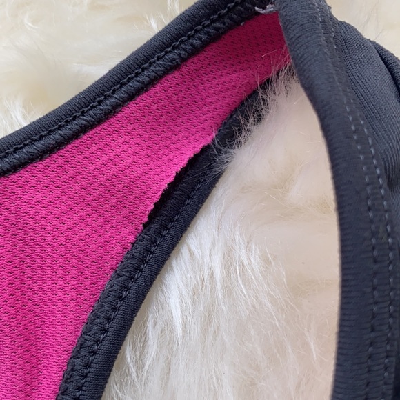 Victoria’s Secret underwire sports bra. - Picture 3 of 6